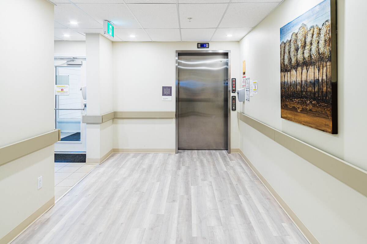 Nun's Residence / Residence Le Royal | Bathurst, New Brunswick