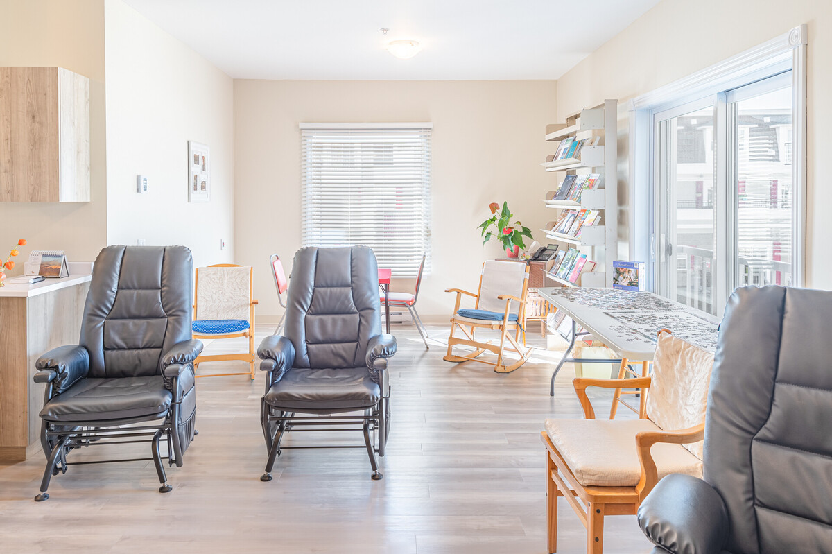 Nun's Residence / Residence Le Royal | Bathurst, New Brunswick