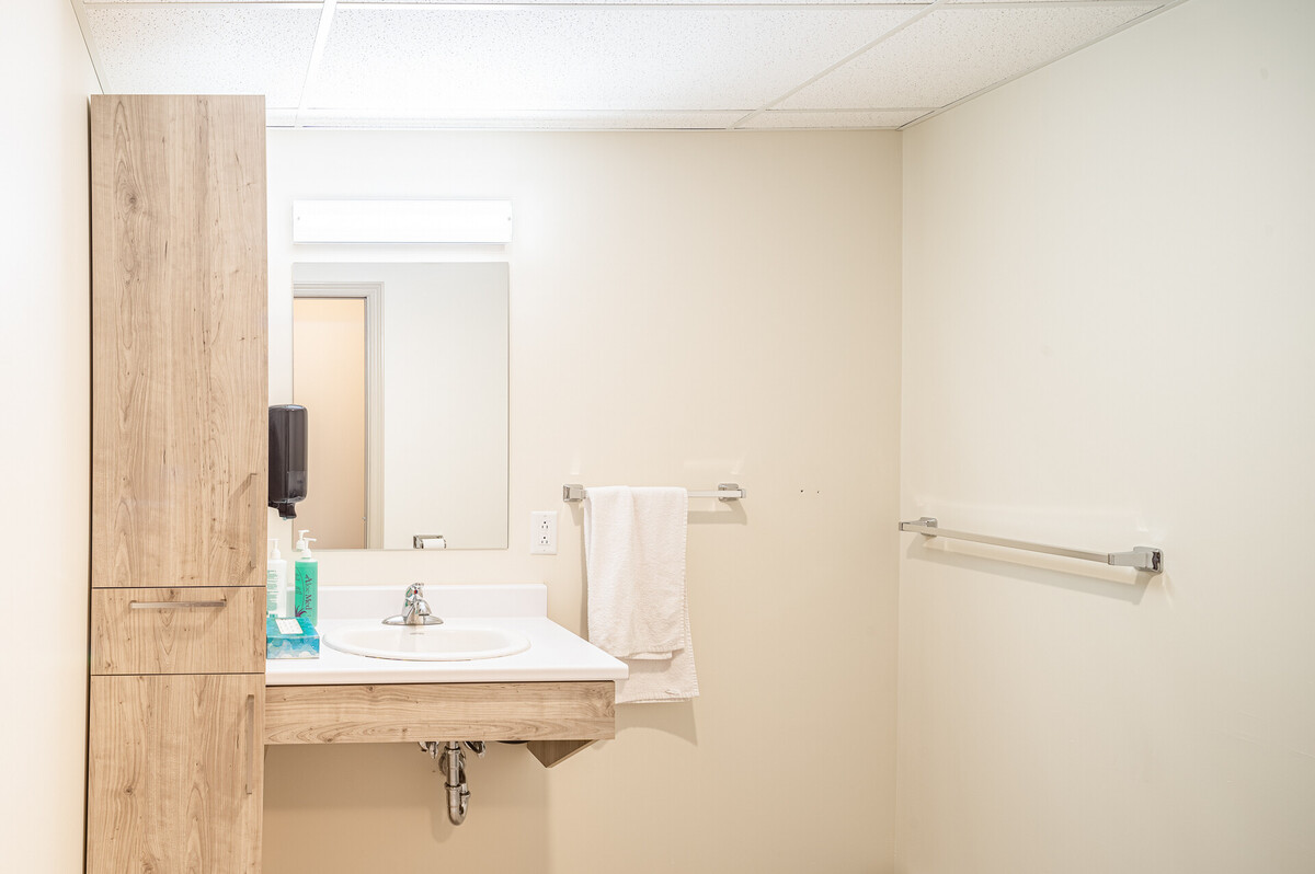 Nun's Residence / Residence Le Royal | Bathurst, New Brunswick